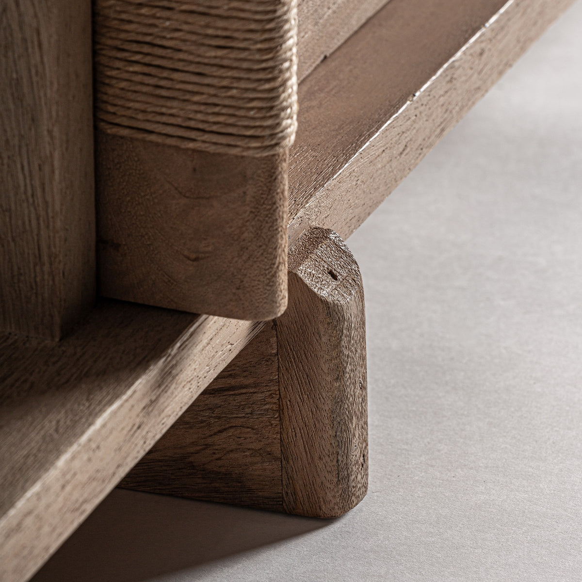 ЖАКАРДОВ ГАРДЕРОБ