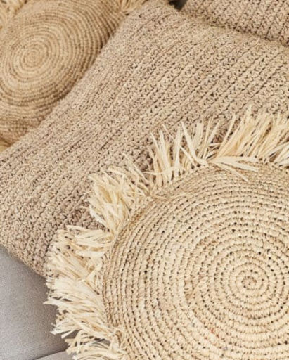 ВЪЗГЛАВНИЦА РАФИЯ КРЪГЛА