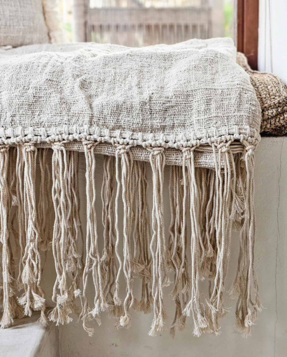 ЛЕНЕНО КАРЕ С ГРУБИ РЕСНИ