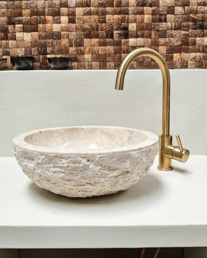 МРАМОРНА МИВКА