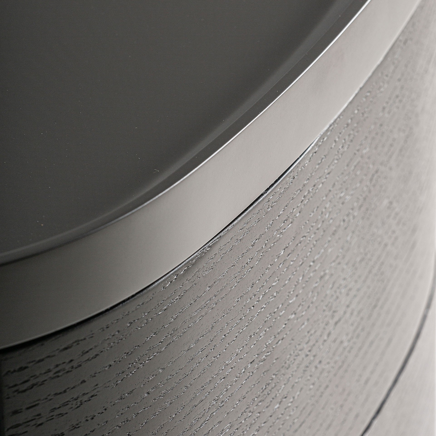 Нощно шкафче LIESTAL