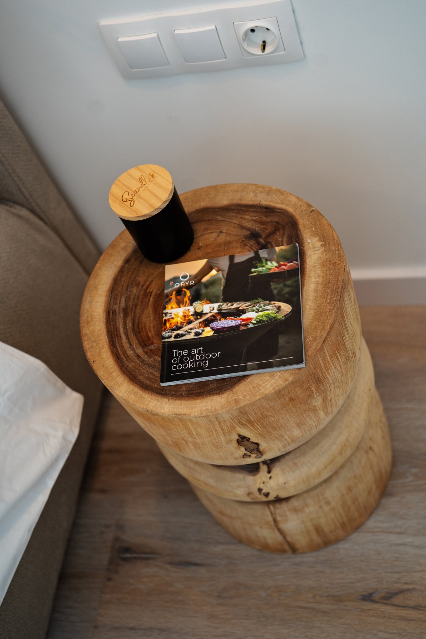 BALINESE WOOD SIDE TABLE & STOOL – 30CM