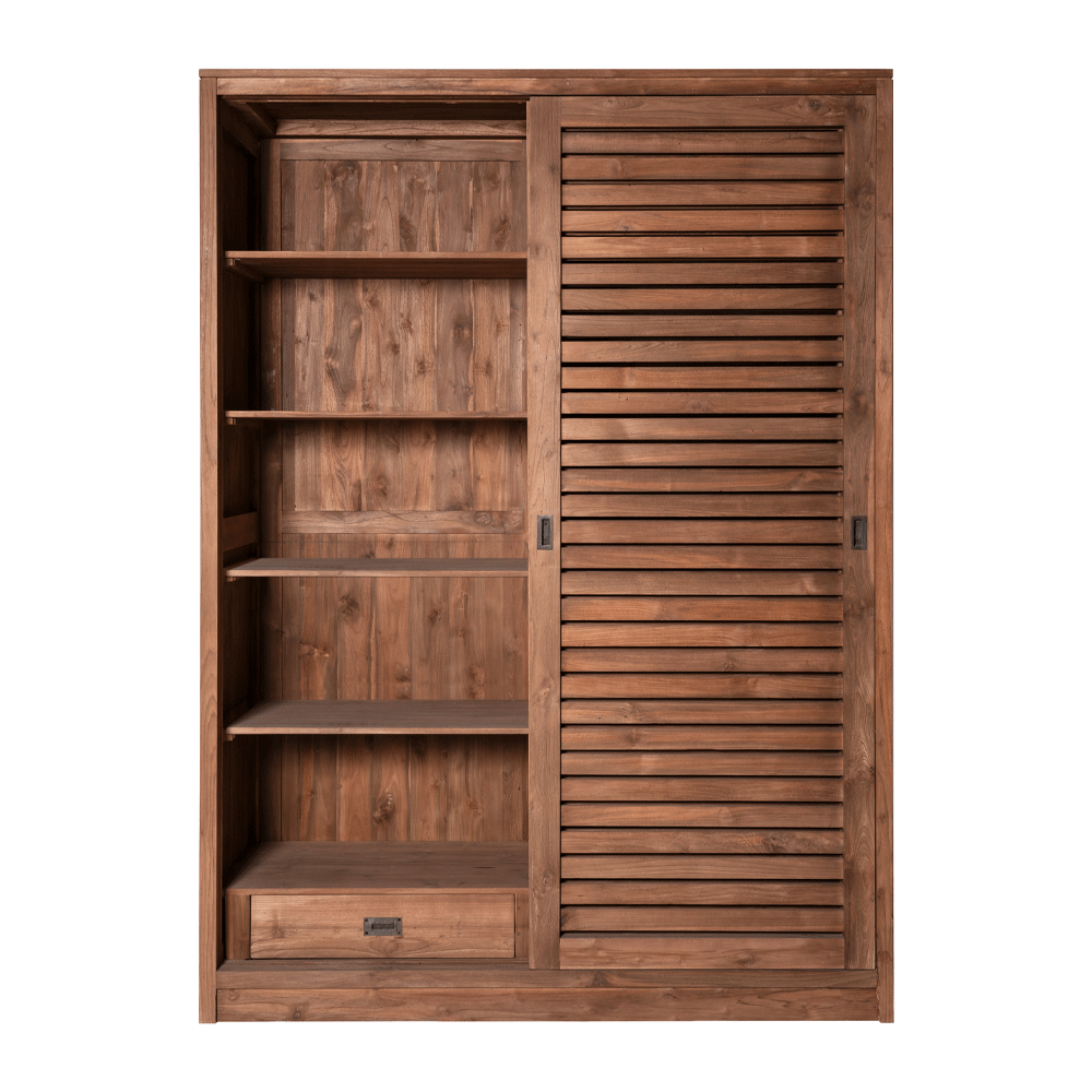 Гардероб Нага