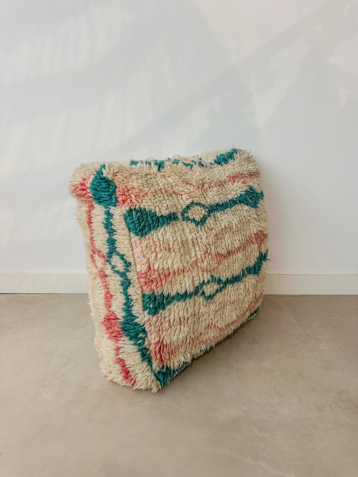 Марокански вълнен пуф 15