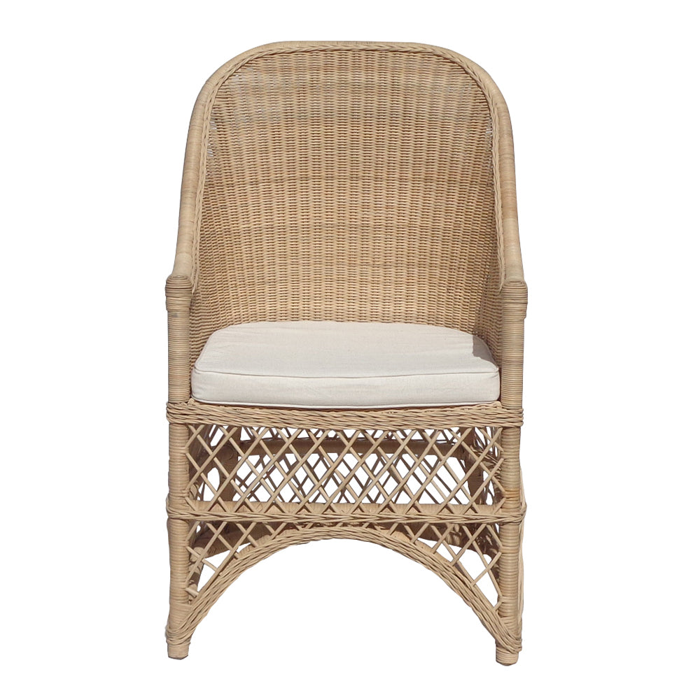 Стол от камилски ратан