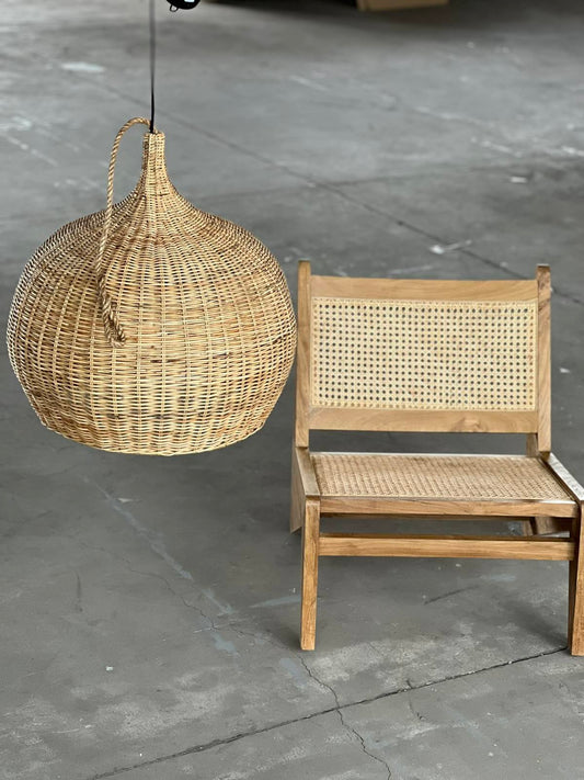 ЛУЧЕНА ЛАМПА 