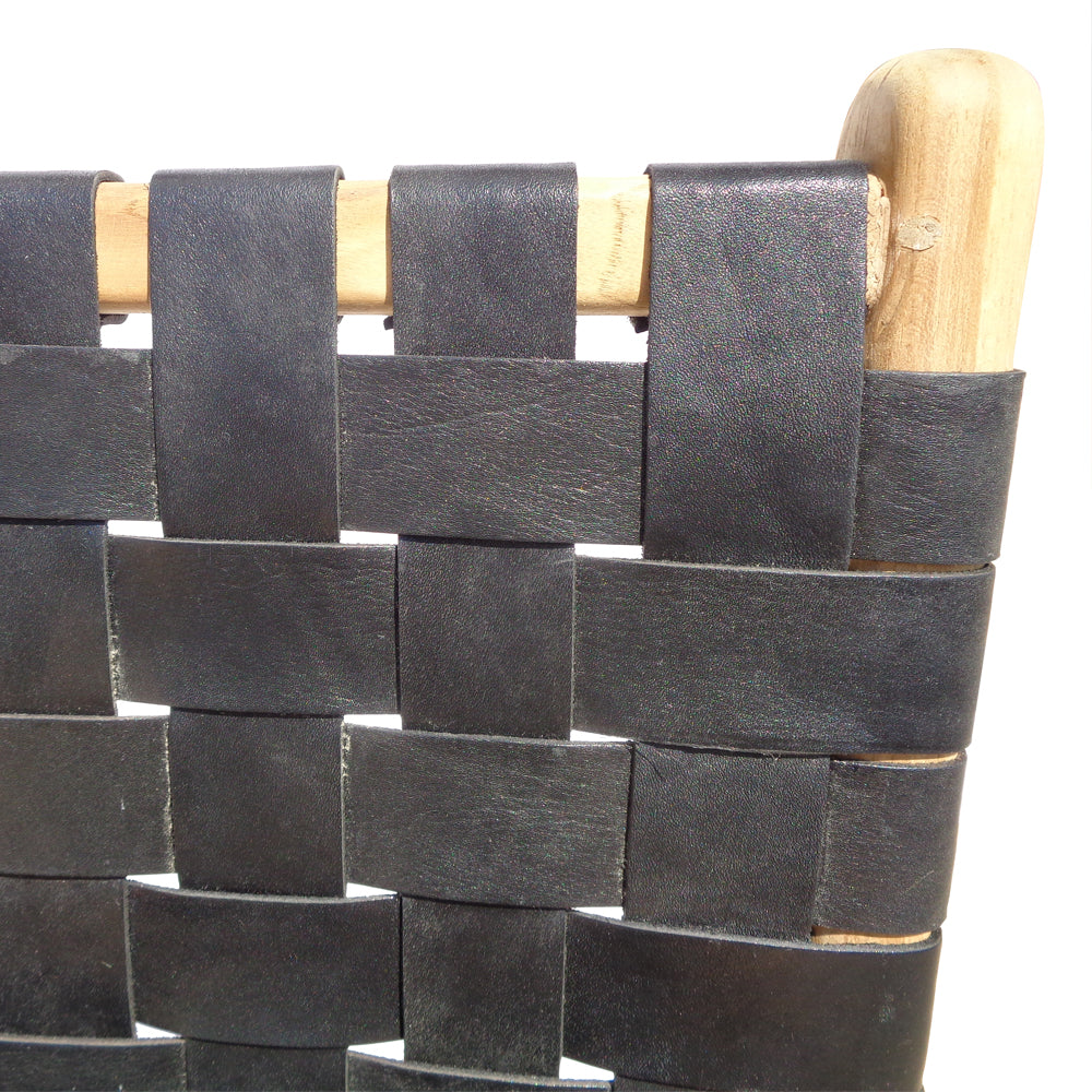 Черен стол за хранене ZUZI