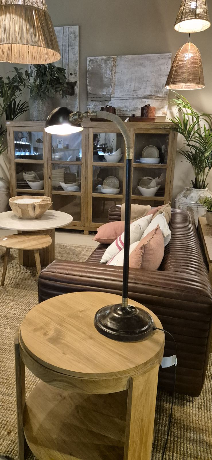 УЧЕБНА ЛАМПА