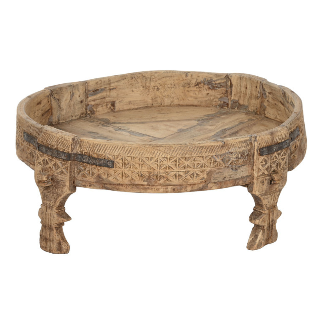 МАСА ЗА АКЦЕНТИ CARVE 