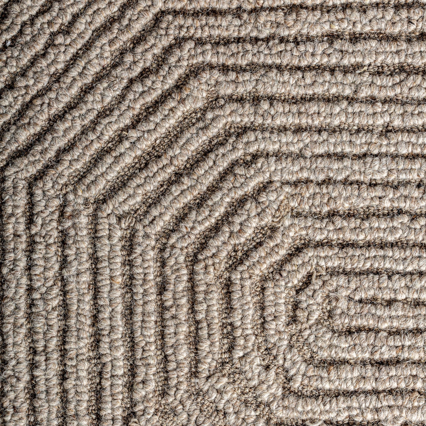 ВЪЛНЕН КИЛИМ SUZUE