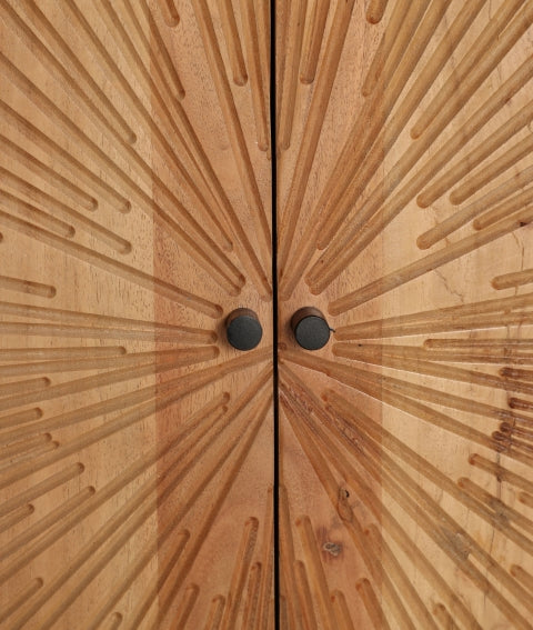 МРАМОРЕН бюфет ТИРА