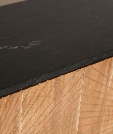 МРАМОРЕН бюфет ТИРА