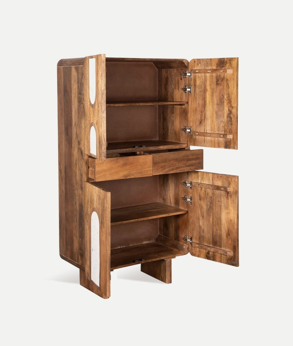 Гардероб от травертин и манго Кло