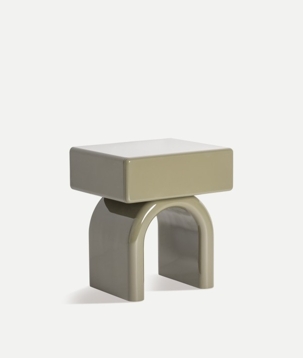 Нощно шкафче Stage