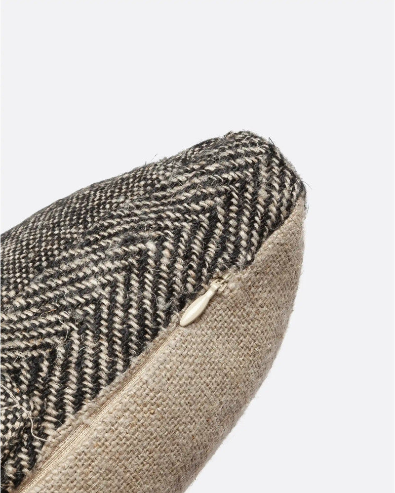 ВЪЗГЛАВНИЦА ЗА БАЩОВ СТОЛ