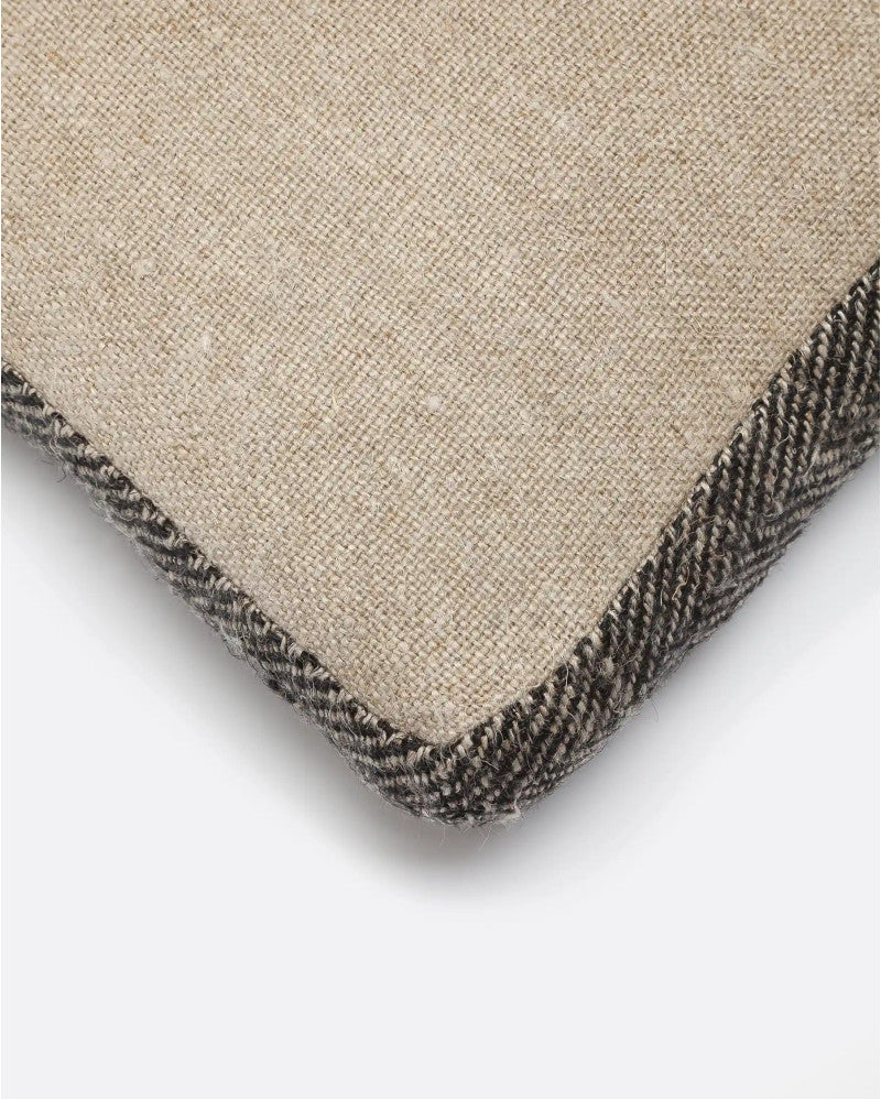 ВЪЗГЛАВНИЦА ЗА БАЩОВ СТОЛ