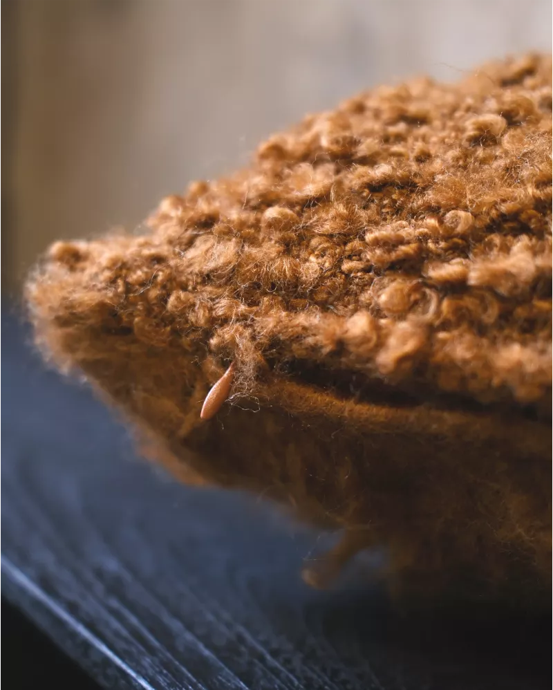 КАЛЪФ ЗА ВЪЗГЛАВНИЦА DHANA