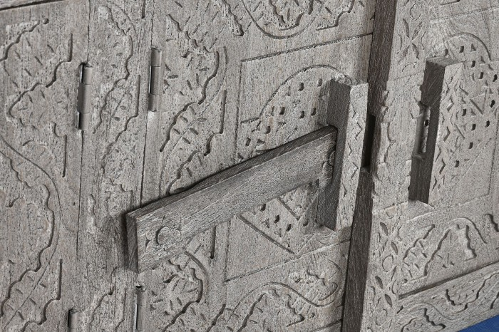 ANTIQUE GRAY CARVED TV STAND