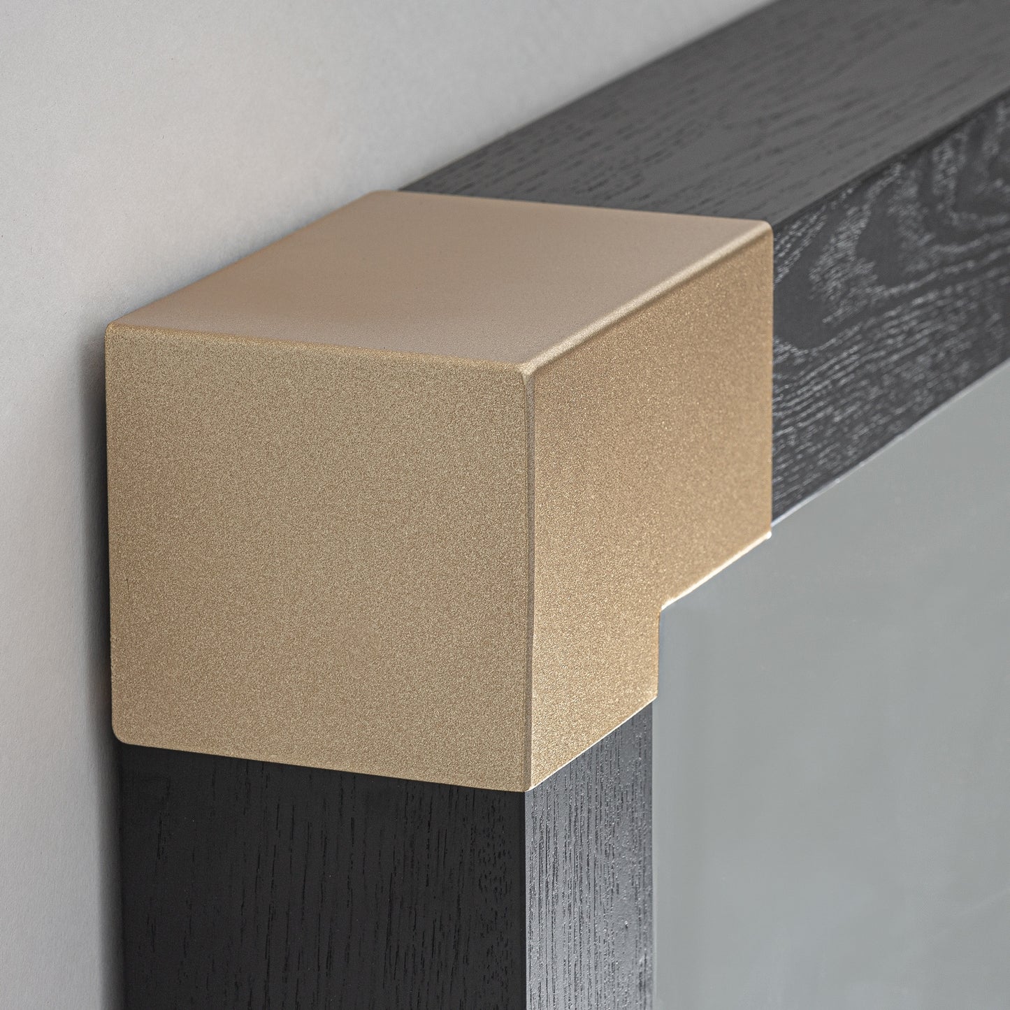 Огледало Делмонт