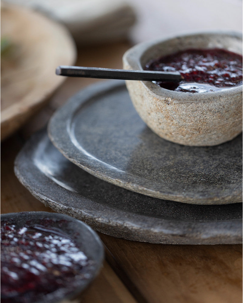 ТАВА С КАМЪК КИМИ