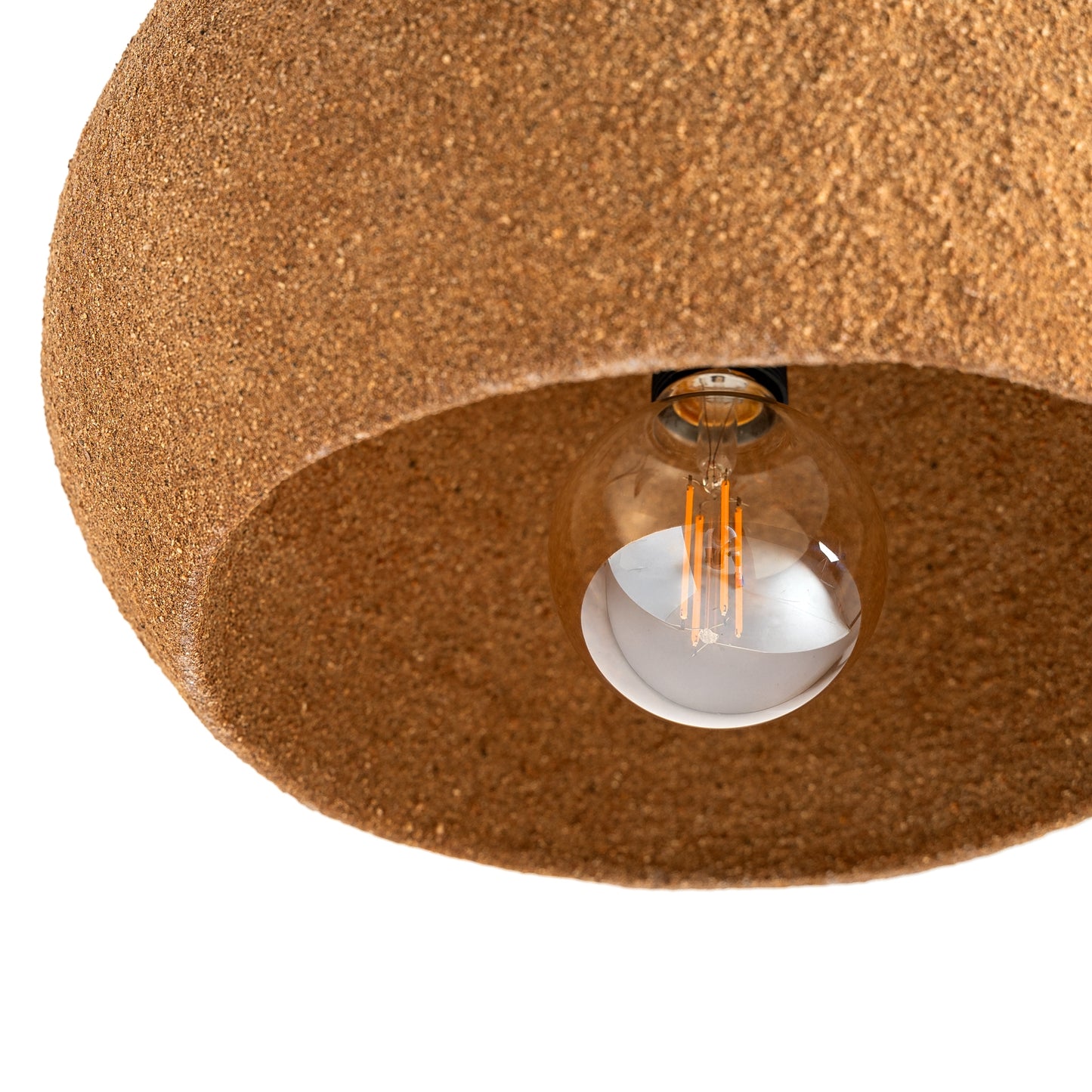 ПОДЪГНАТА ТАВАННА ЛАМПА