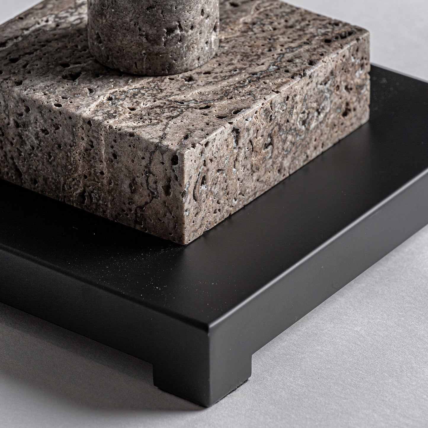 Мраморна лампа за под ATLAS