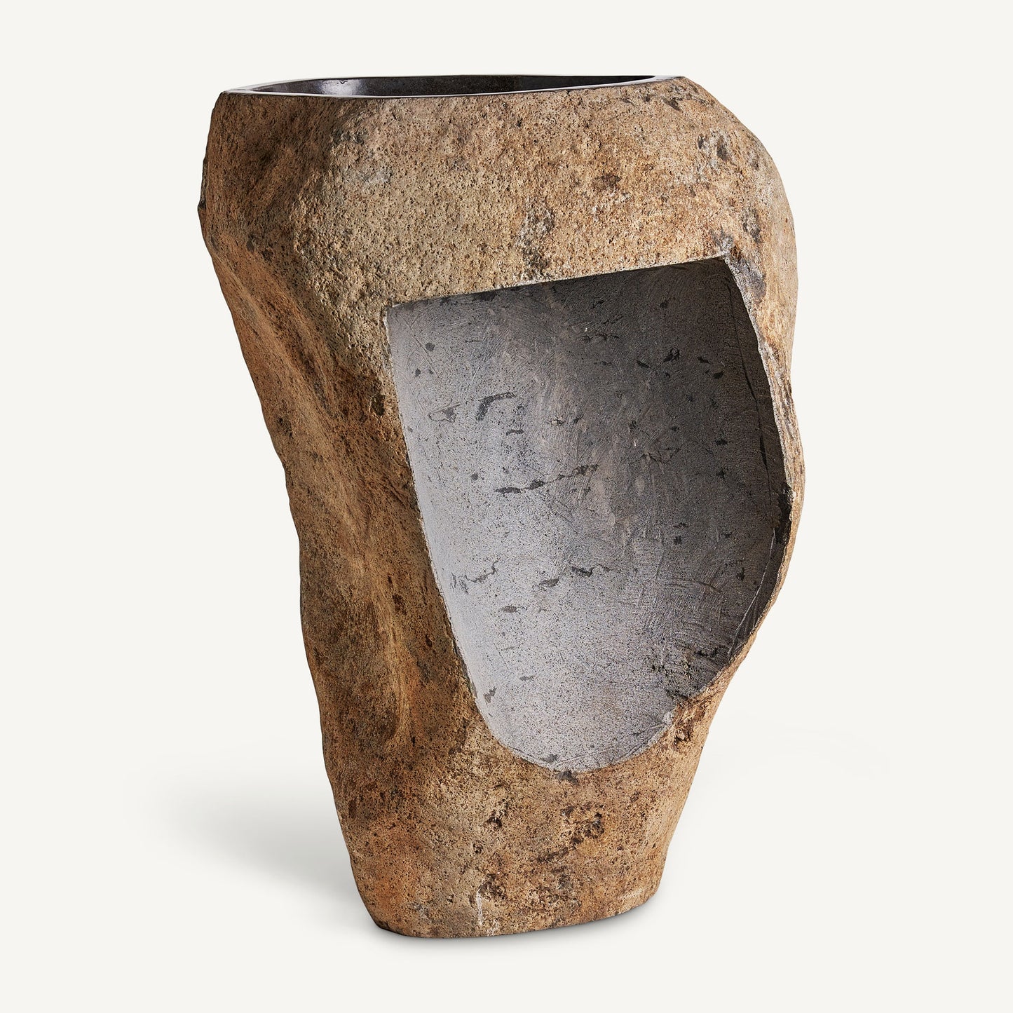 КАМЕННА МИВКА ESCORPIÓN