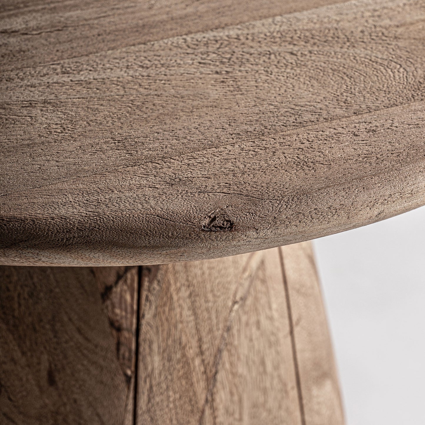 ЖАКАРДОВА СТРАНИЧНА МАСА