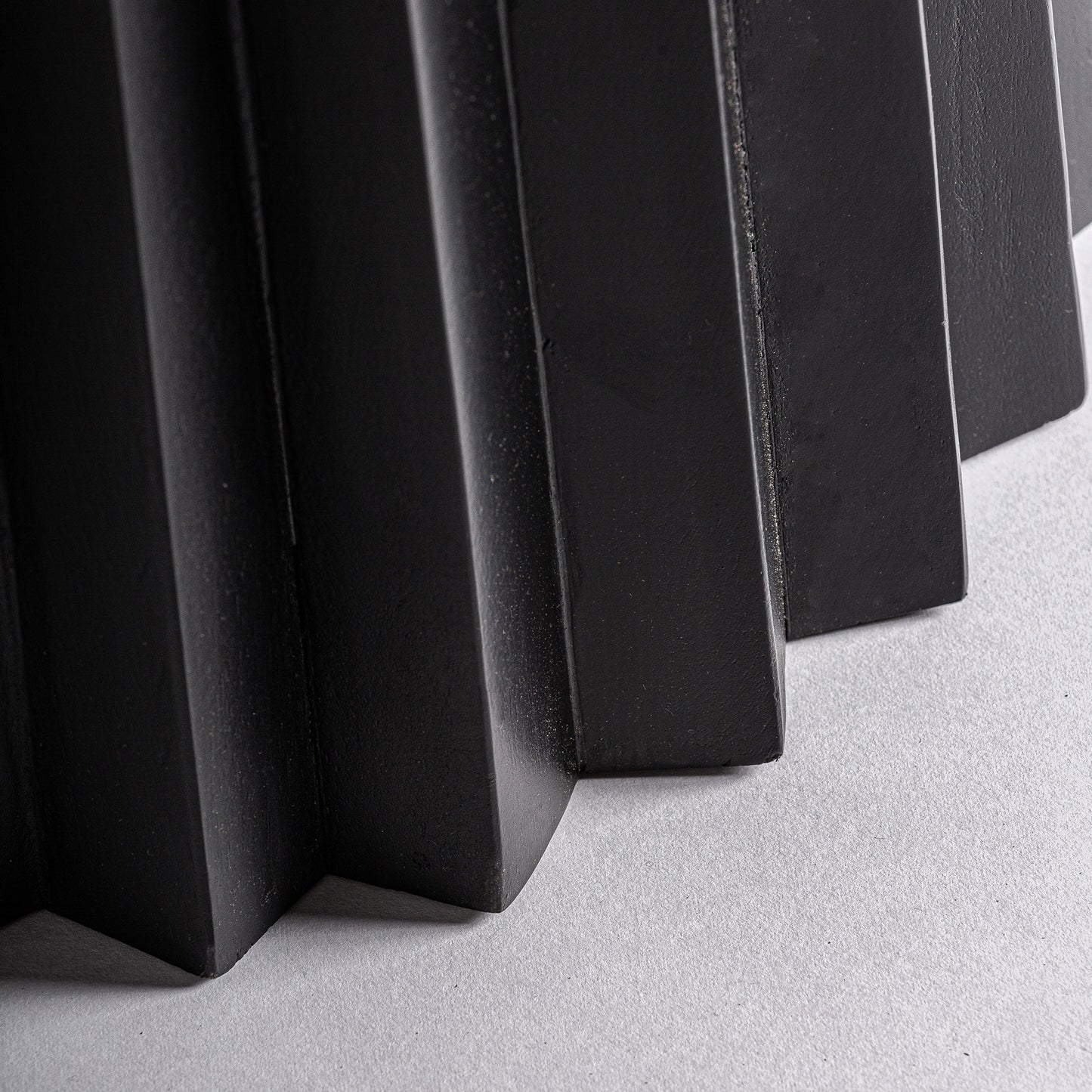 БАР МАСА ОТ МАНГОВО ДЪРВО PLISSÉ 