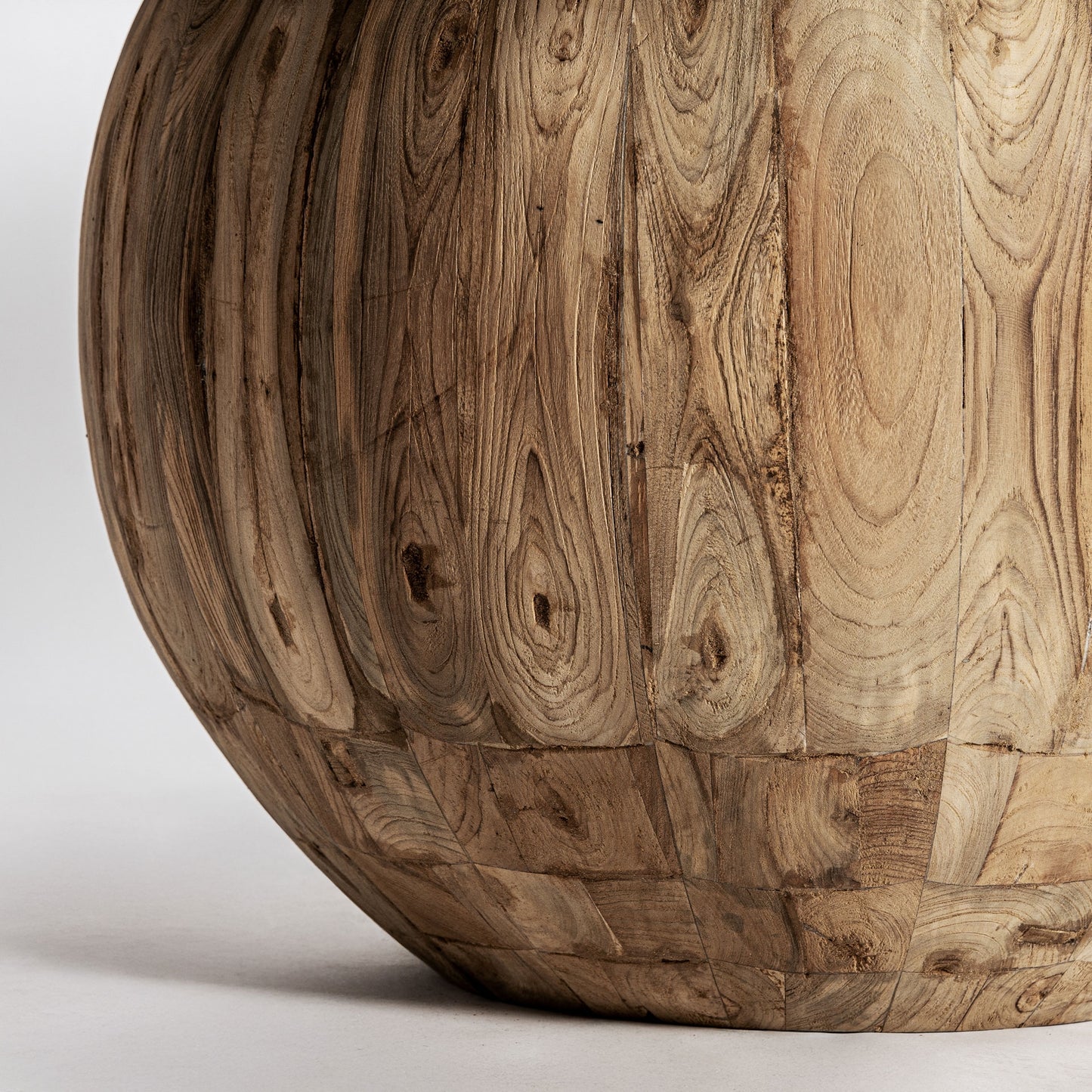 ТРАПЕЗАРНА МАСА ЕРЛОЙ