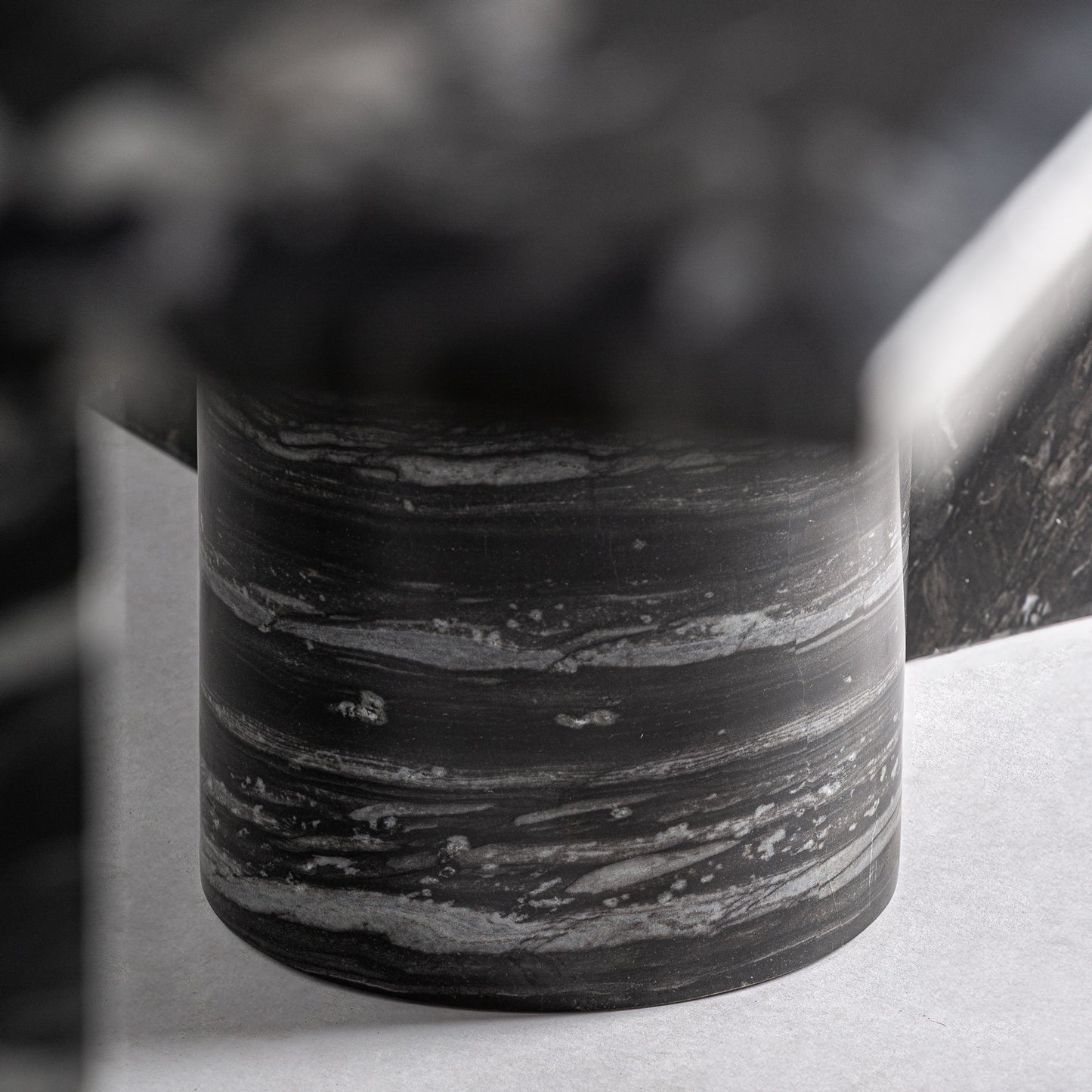 GAUTBYMARBLE DINING TABLE