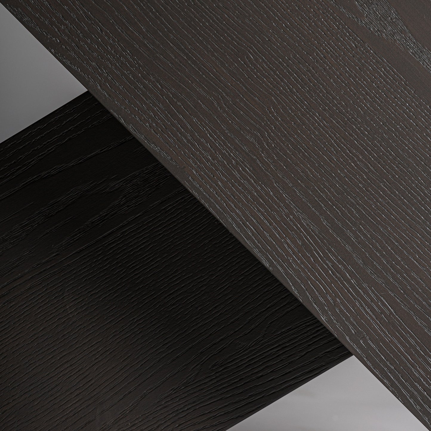 Дъбова маса за хранене YVORE