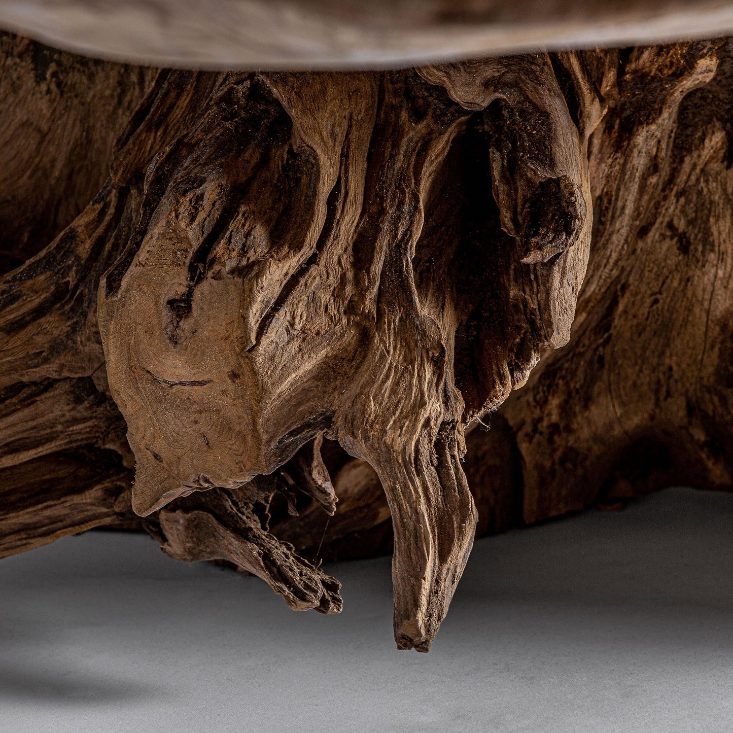 UNIQUE COFFEE TABLE AHRAS 173cm.