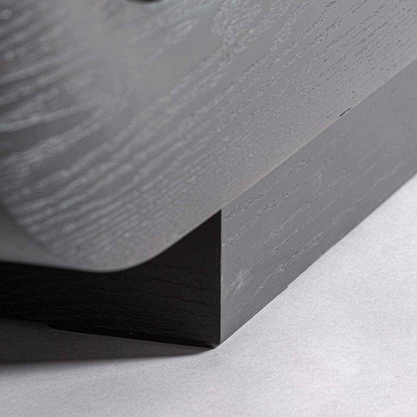 Дъбова телевизионна стойка Шамони 200 см