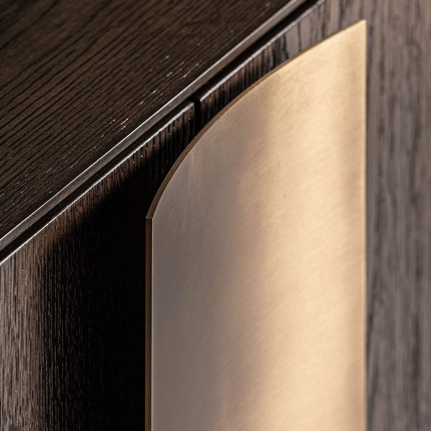 ТВ ШКАФЧЕ TREIGNAC