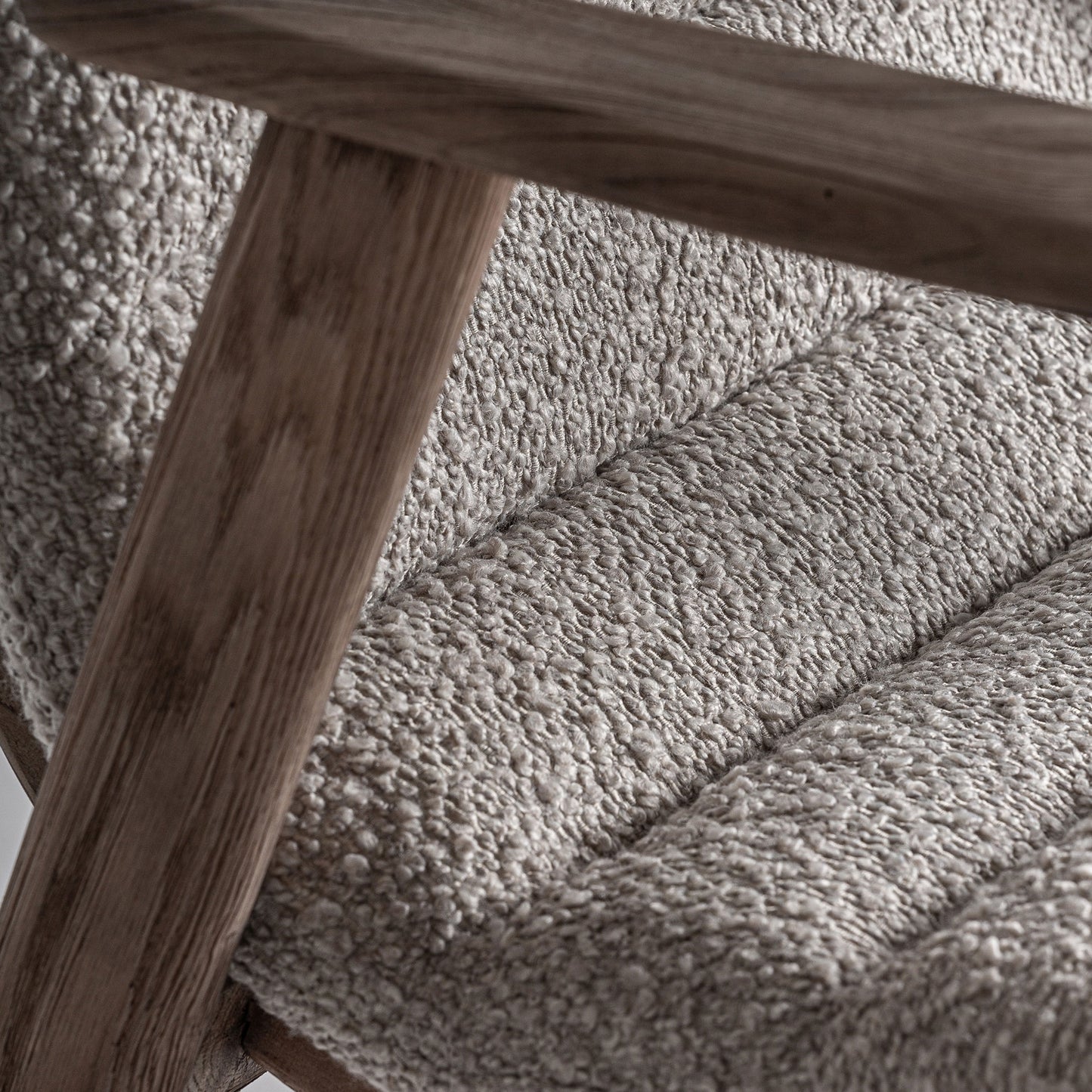 ЖАКАРДОВ СТОЛ