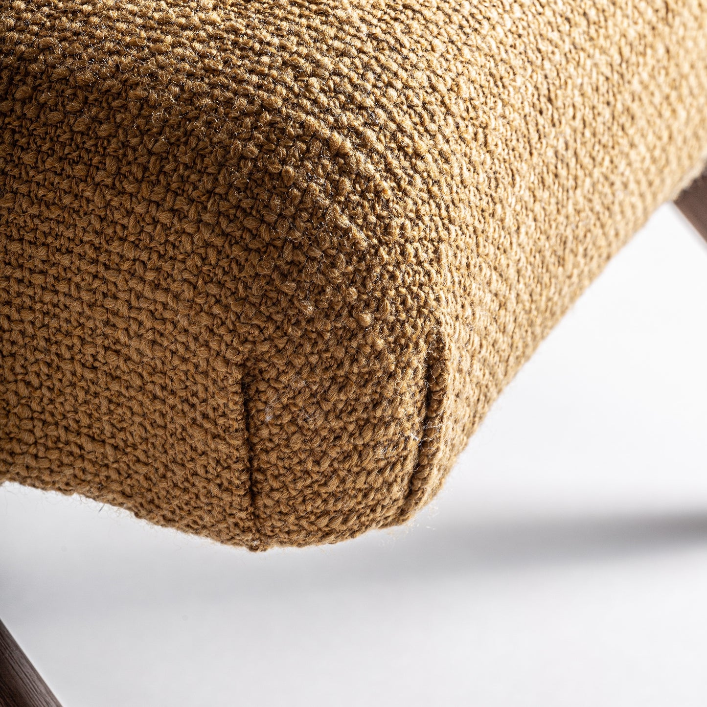 KALESHA ARMCHAIR