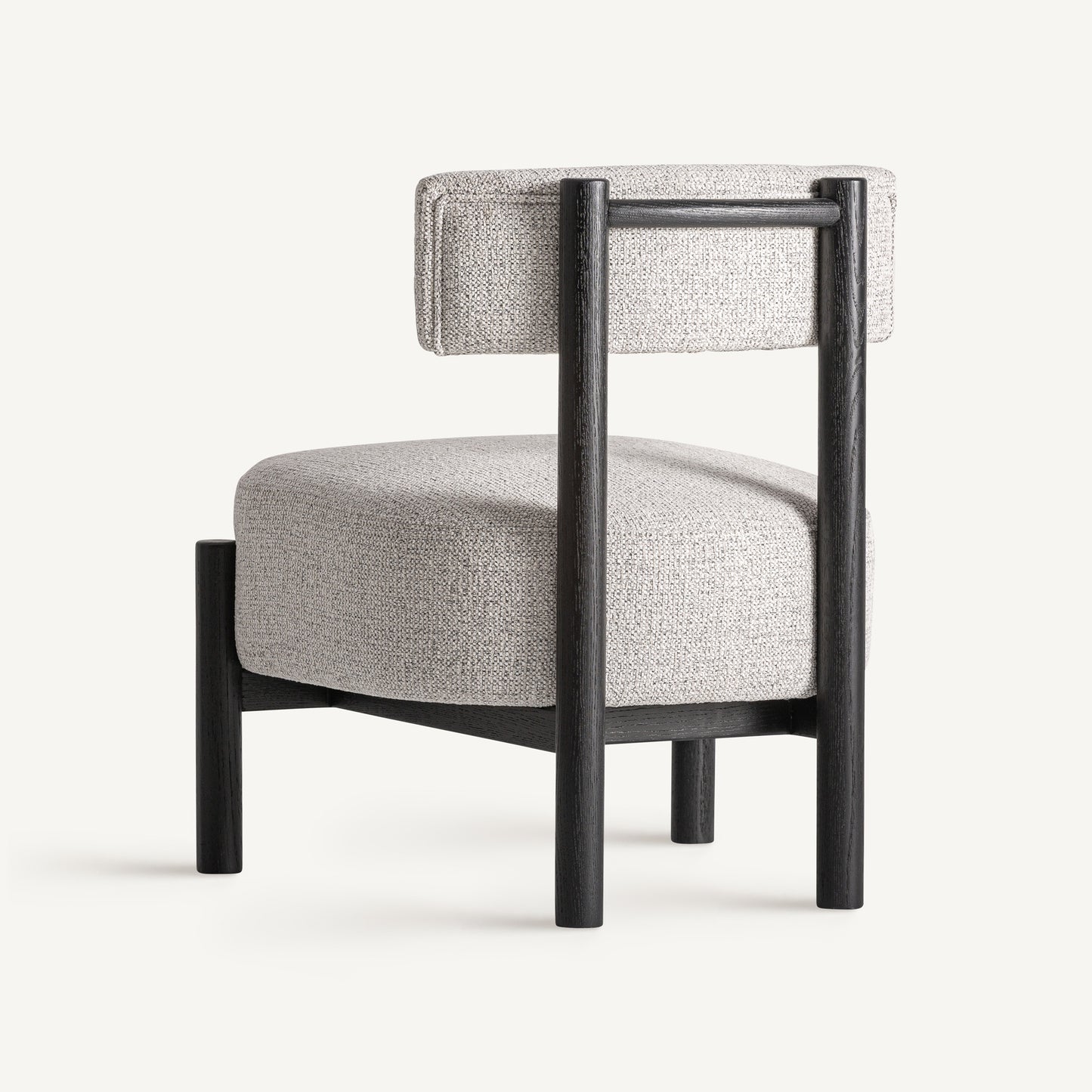 SINDHU ARMCHAIR