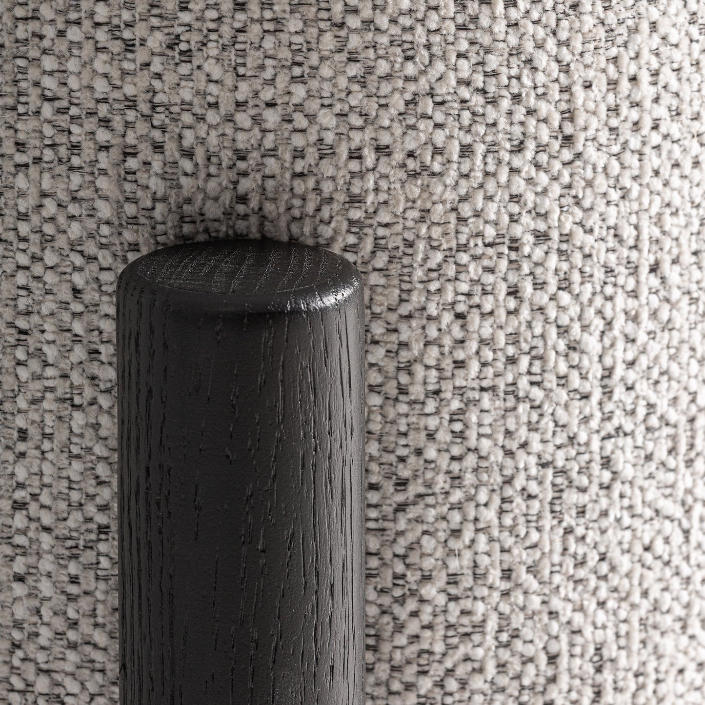 SINDHU ARMCHAIR