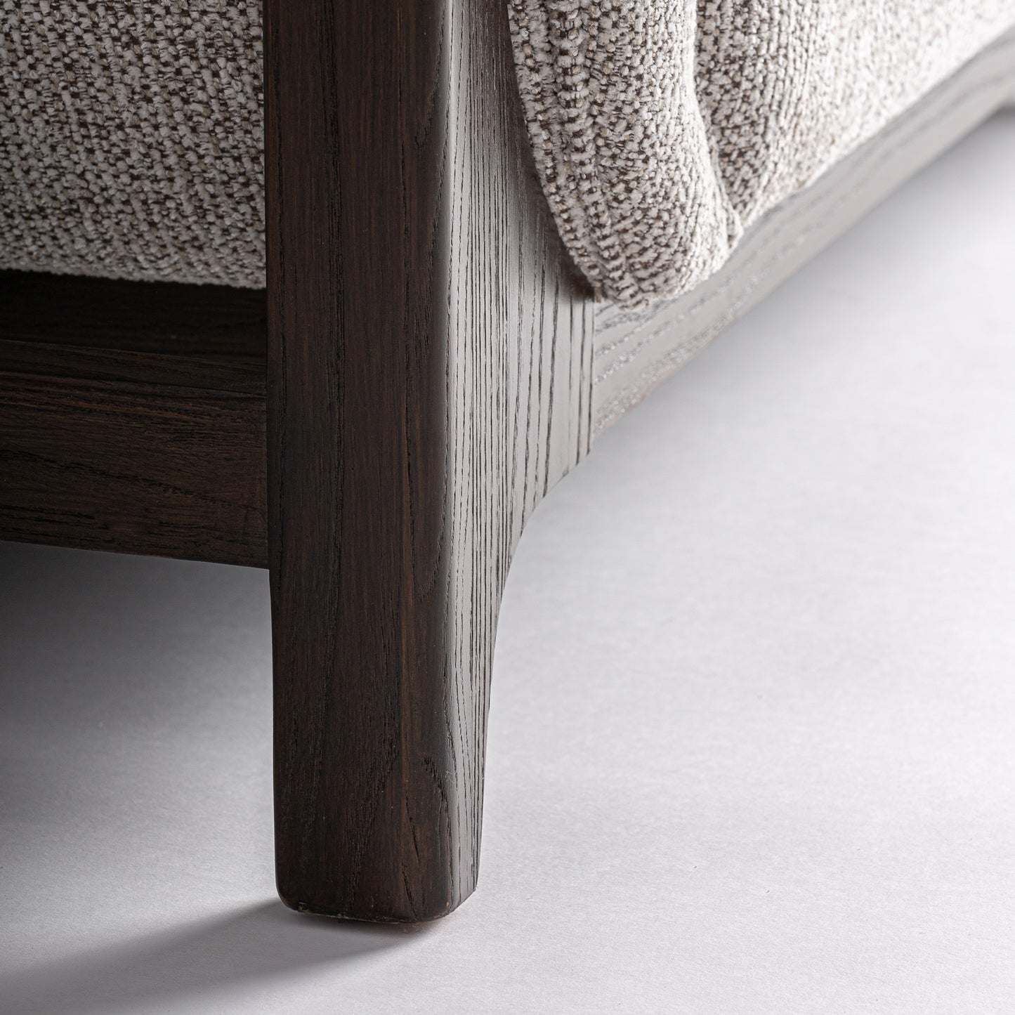 IPSWICH SOFA 250cm