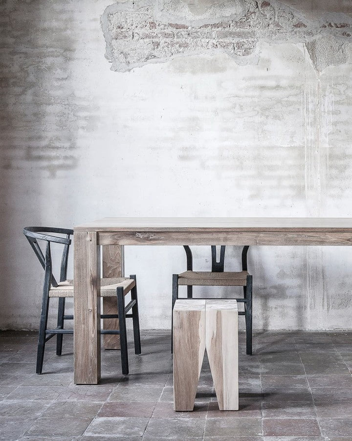 ПОМОЩНА МАСА НАТ ДЪРВО 