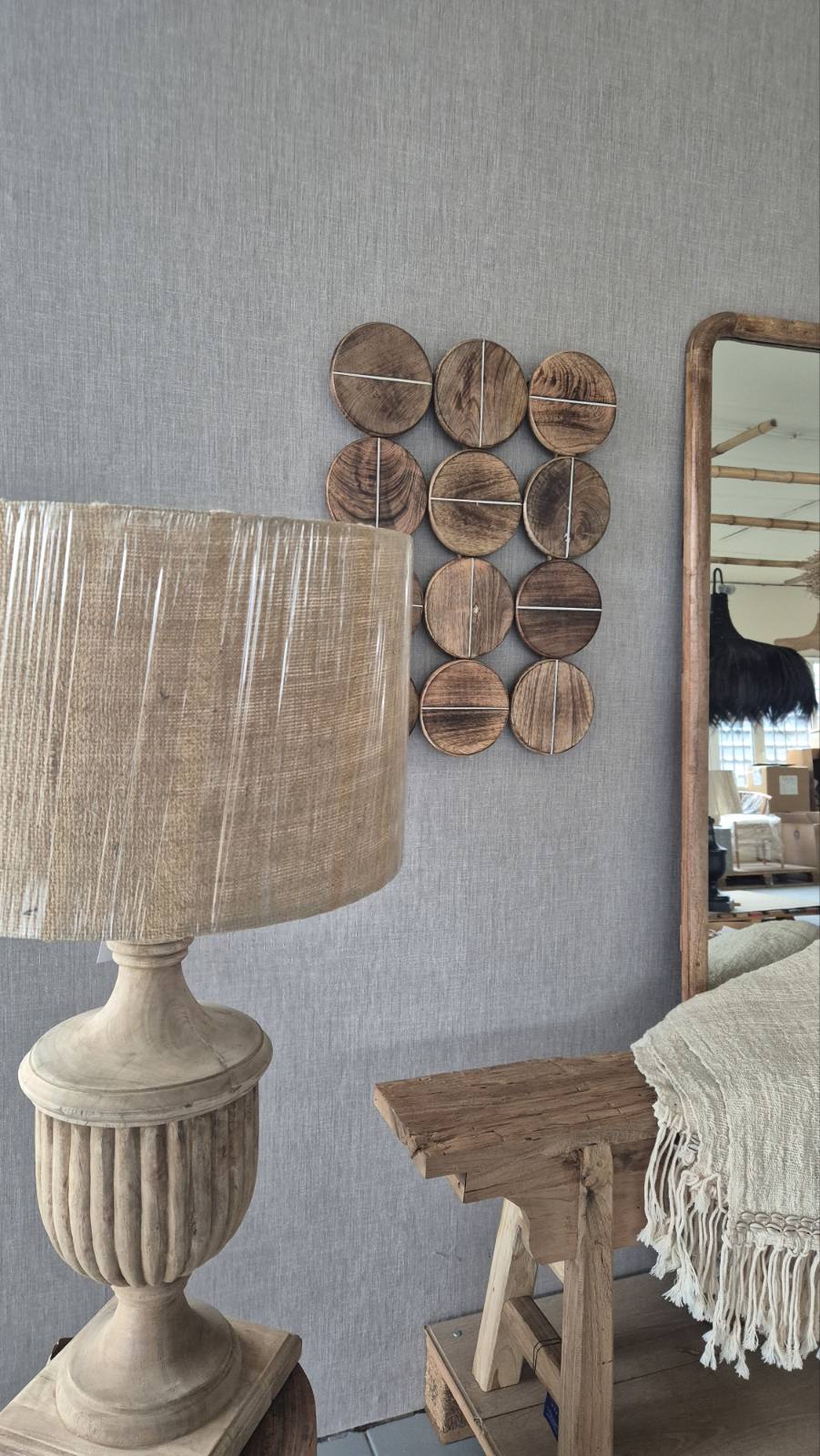 MANGO WOOD WALL DECORATION