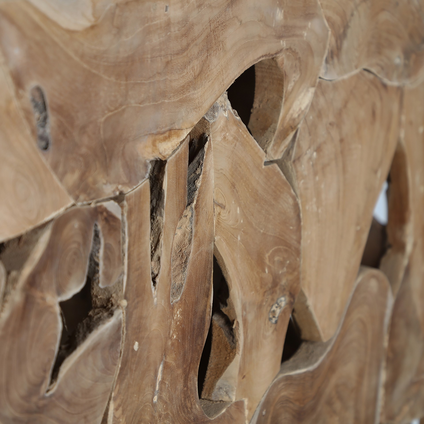 КОНЗОЛНА МАСА URAMA